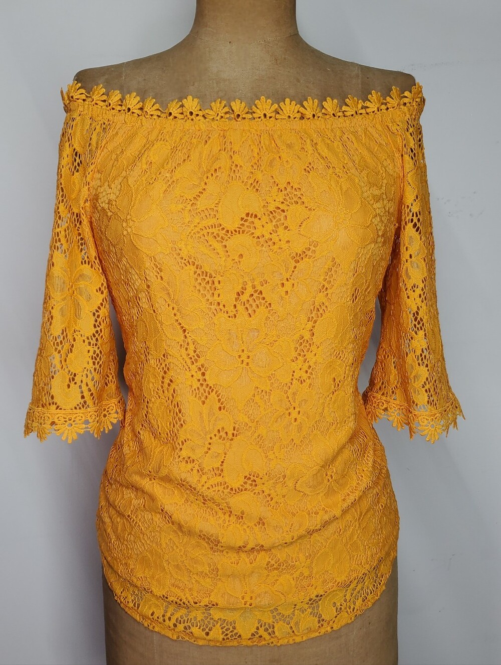 Miholl Size S Blouse Lace Overlay Off Shoulder 3/4 Sleeve Orange Floral Stretchy